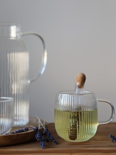 TEPLOTOLNÝ SKLENENÝ hrnček, drážkovaný, borosilikát, JUSTINE GLASS, 330 ml