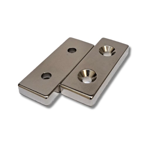 Neodymový magnet 40x15x5 mm na skrutku Strong