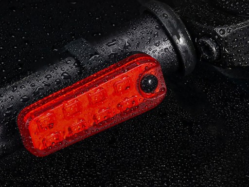 BIKE ZADNÁ LAMPA USB LED BICYKLOVÉ SVETLO