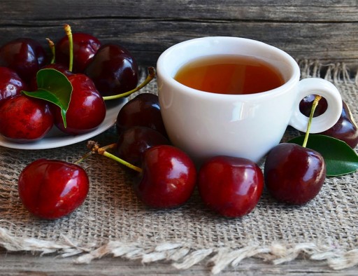 Express Ovocný čaj Sladká čerešňa SWEET CHERRY Hibiskus 20T LOYD