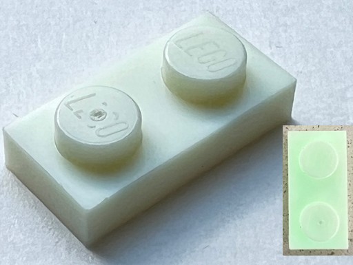 LEGO PLATE 3023 1x2 žiara v tmavých žiarach v noci (1g)
