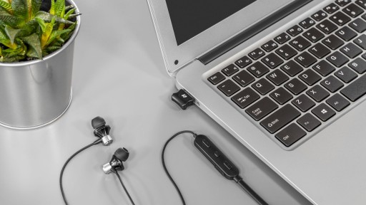 Plug&Play NanoStick Rebel Bluetooth 5.0 USB adaptér pre prenosný počítač