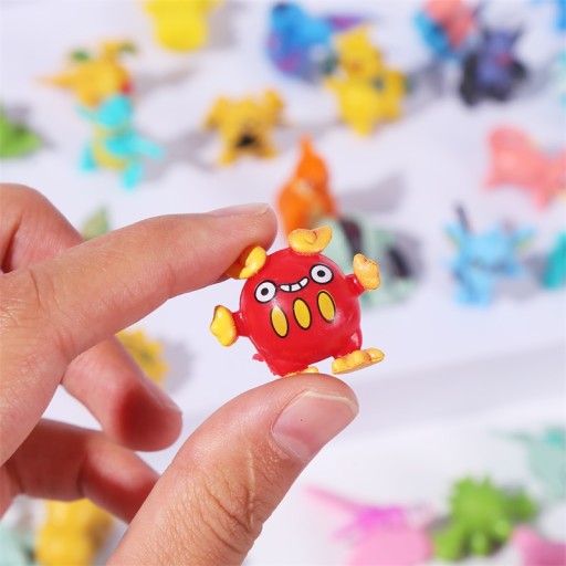 POKEMON GO FÓRKY SADA 24 POKEMONOVÝCH figúrok