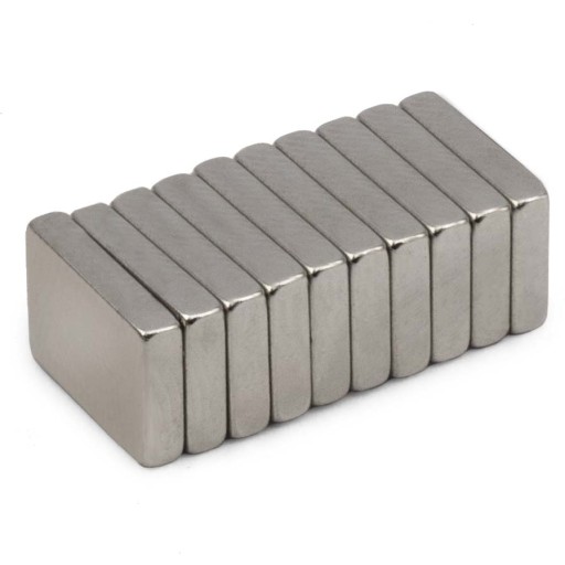 Neodymový magnet na dosky Strong 10x7x2mm N38 3 ks.