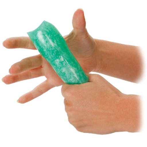 ZRUČNOSŤ VODNÉHO HADA FARBA VODNÉHO HADA 12CM