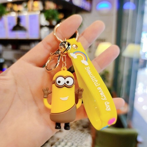 PRSTEŇ NA KĽÚČE MINIONS KRÁSNY KAŽDÝ DEŇ 20CM KEVIN BOB GRU PRÍvesok