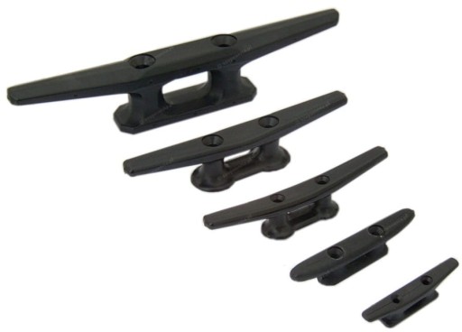 PVC CLEAT 140MM ČIERNA