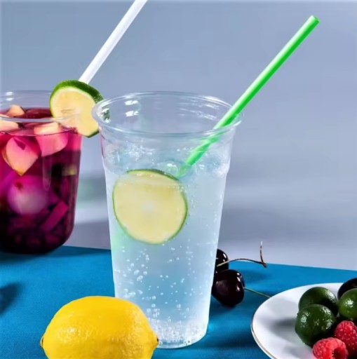 Plastové hrnčeky na pivo 500ml jednorazové hrnčeky na pivo VEĽKÉ nápoje