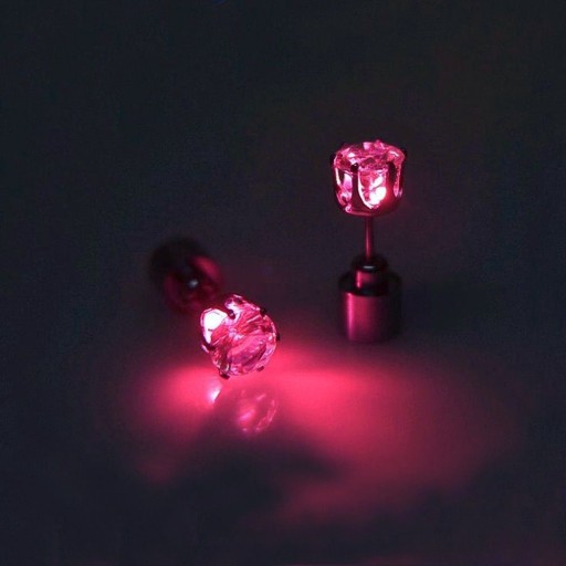 ŽIARENÉ LED NÁUŠNICE párty, ples, párty_kamienky