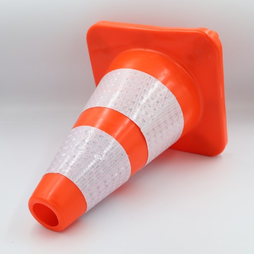 VÝSTRAŽNÝ ŠTÍTOK CESTNEJ KOSTI REFLEXNÝ 30CM