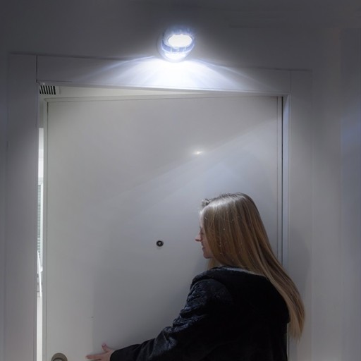 7 LED bezdrôtové svietidlo s 360° pohybovým senzorom, nočné svietidlo na batérie