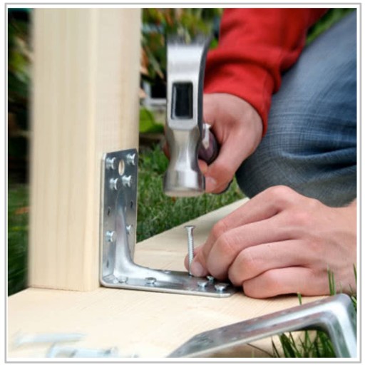 TESÁRSKY UHLOVÝ SPÁR 100x100x80x2,5