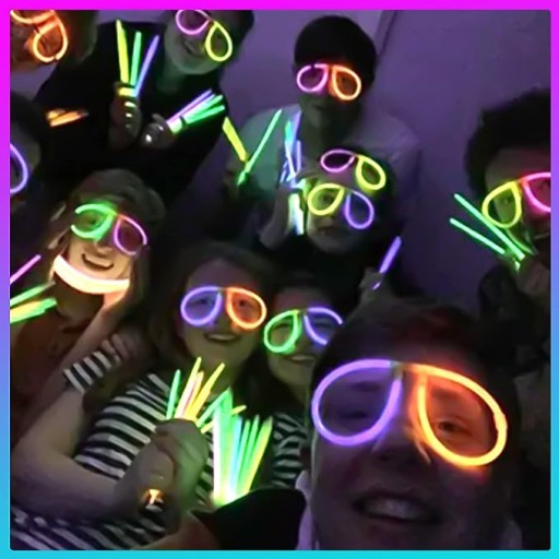 Svietiace náramky, čelenky, fluorescenčné tyčinky, 10 ohnivých tyčiniek