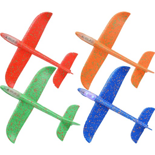 782281 STYROPENOVÉ LIETADLO, SVIETIACI VETRÁN