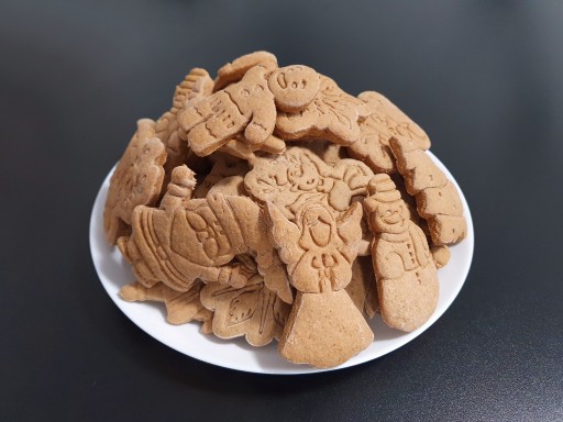 Vykrajovač na sušienky Minnie Mouse 3 8 cm