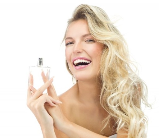 Dlhotrvajúci parfém WOMANITI Perfumetki 33 ml