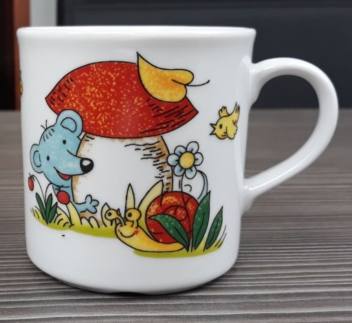 TEKUTÉ HRNÍČKY 250 ML PRE DETI DETSKÉ HUBY
