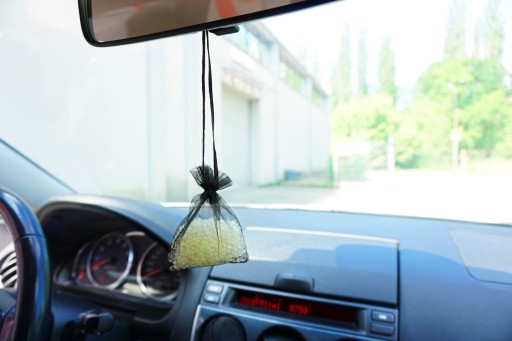 MÔJ TAŠKA NA VÔŇU AUTO INSENTI - ČIERNA