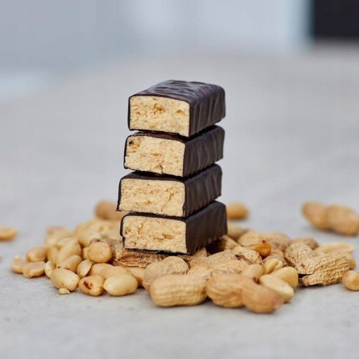 PROTEÍNOVÁ TYČINKA ČOKOLÁDA S KOKOSOM 20G proteín 1g cukor, čokoláda s nízkym obsahom cukru