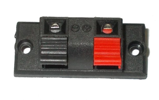 REPRODUKTOROVÁ ZÁSUVKA 2pin 4ks (0816)