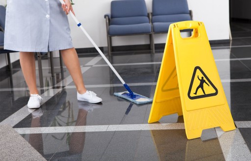 PODLAHOVÉ TEKUTÉ 1L PROFESIONÁLNE KVETOVÉ