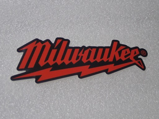 NÁLEPKA S LOGOM MILWAUKEE TOOLS 9,5 x 6,4 cm