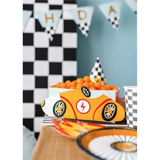 SNACK BOXY chrumky pretekárske autá autíčka farebné cukríky 3 ks