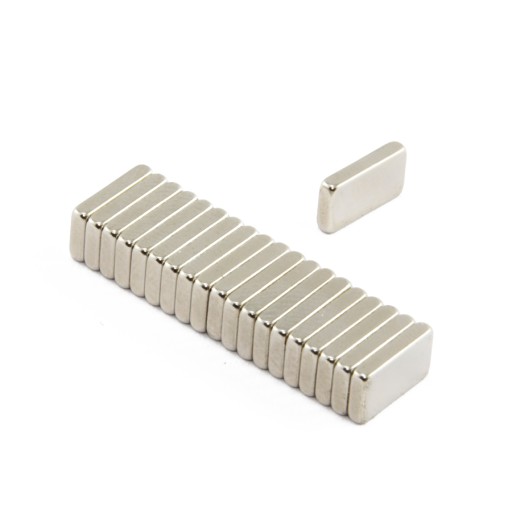 NEODYMOVÝ MAGNET 10x5,5x1,8 N38 20 KS