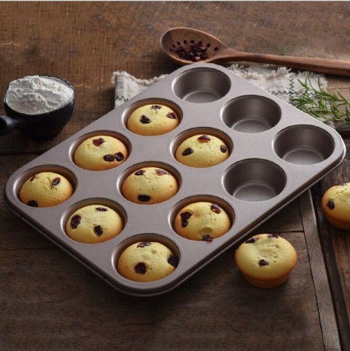 PODNOS NA MUFFINY + 12 SILIKÓNOVÝCH KOŠÍKOV