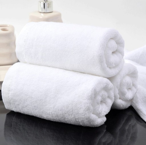 FROTTE HOTELOVÝ UTERÁK 40x80 cm KOZMETICKÉ SPA