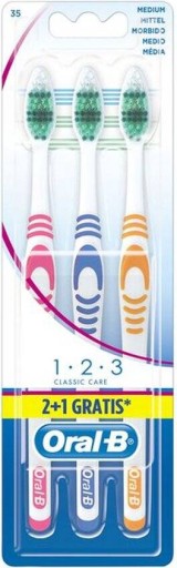 Z NEMECKA Oral-B Classic Care 1 2 3 Stredná zubná kefka 3 ks.