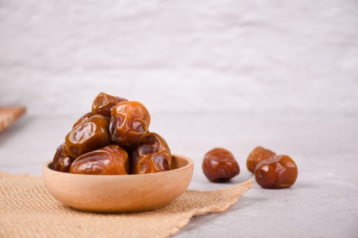 DATLE sušené, bez semien, najvyššej kvality, 1kg, šťavnaté, veľké, 1000g Bakamo