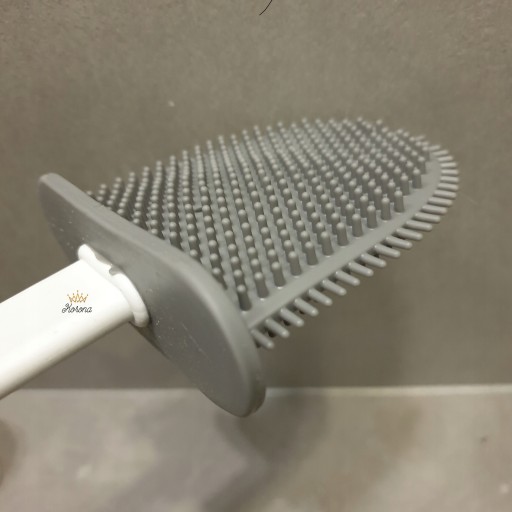 SILIKÓNOVÁ TOALETNÁ KEFA NA WC