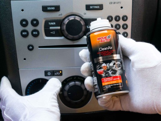 CleanAir ODSTRAŇOVAČ KLIMATIZÁCIE ČIERNA - 150ml