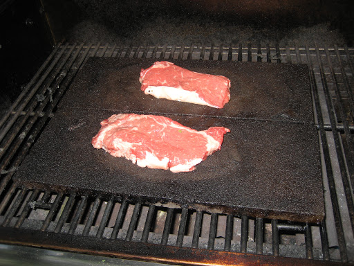KAMEŇ na grilované pizza steaky, náhodná farba 15x20 3v1