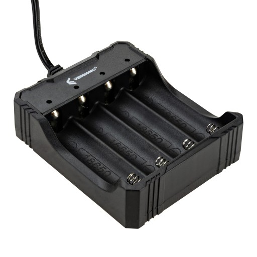 NABÍJAČKA PRE 4 BATÉRIE LI-ION 18650 3,7V AC 100-240V CV 1200 MA QUAD