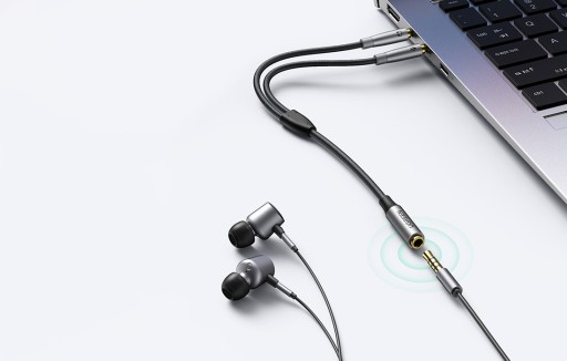 UGREEN KÁBLOVÝ ADAPTÉR AUDIO AUX SPLITTER SLÚCHADLÁ MINIJACK MIKROFÓN 20CM