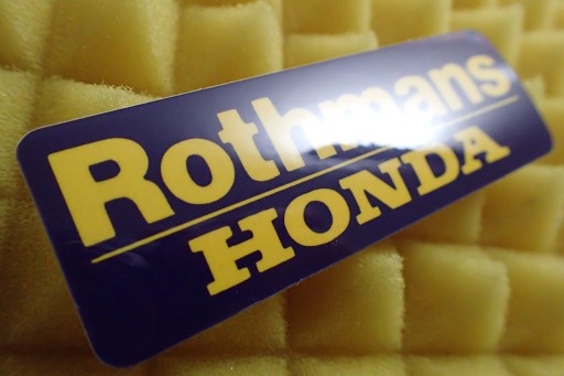 NÁLEPKA HONDA ROTHMANS NÁLEPKA 8,8 x 3 cm