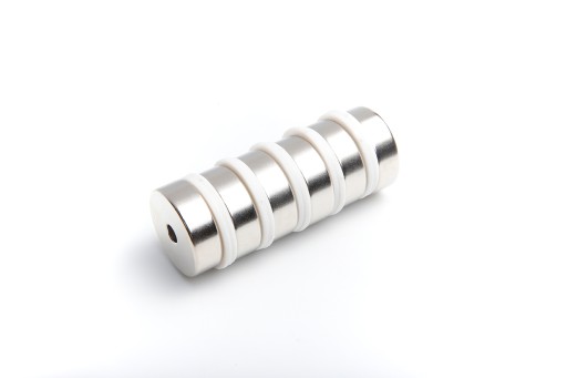 Neodymový prsteňový magnet MP 27x5x10 N38 1 kus