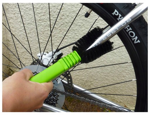 ČISTENIE RÁMU A PRVKOV BICYKLOV KEFA A8E92