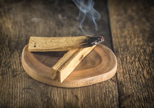 Okrúhly držiak na vonné tyčinky Palo Santo - teak