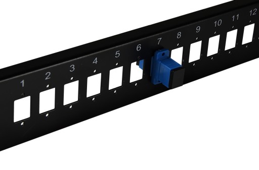 DIGITUS Jednorežimový SM SC/UPC simplexný FTTH adaptér