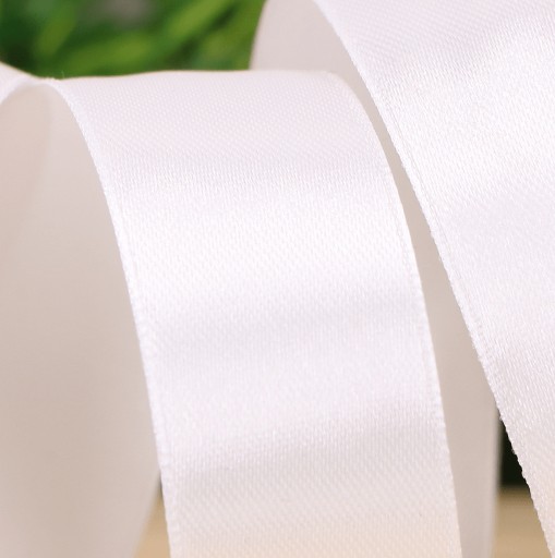 Biela saténová stuha 2,5 cm x 25Y