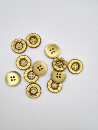 Plastový ozdobný gombík z olivového kvetu, závit, 20 mm, 2 kusy