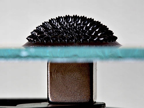 Neodymový magnet 20x10x5 mm 1 kus