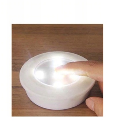 SAMOLEPIACA DOTYKOVÁ BATÉRIOVÁ LED LAMPA
