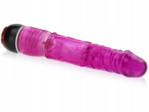 DILDO PENIS S VIBRÁCIAMI HÚBA NA ŽENSKEJ VAGÍNE