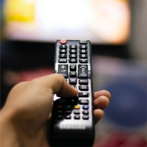 SMART TV DIAĽKOVÉ UNIVERZÁLNE SAMSUNG FULL HD 4K UHD NETFLIX AMAZON PRIME