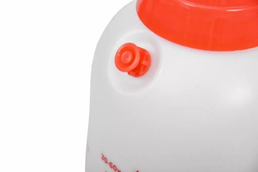 HECHT TLAKOVÝ ROZPRAŠOVAČ 415V 2BAR NÁDRŽ 1,5L