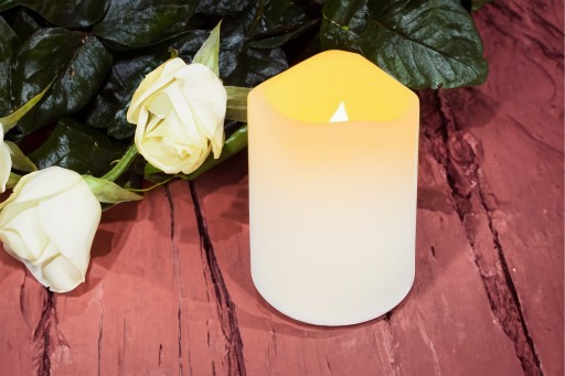 LED VLOŽKY SVIEČKY NA BATÉRIU SVIEČKU POHYBUJÚCI ČASOVAČ PLAMEŇA 9CM BIELA SVIEČKA